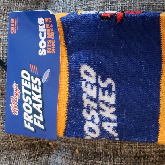 Trio of Crew Socks Old Bay Seasoning, Kellogg's Frosted Flakes & Ritz Crackers - Picture 3 of 8